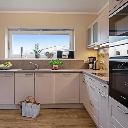 Semesterbostad Bauernhof Lafrenz Wellness Haus Steilkueste *